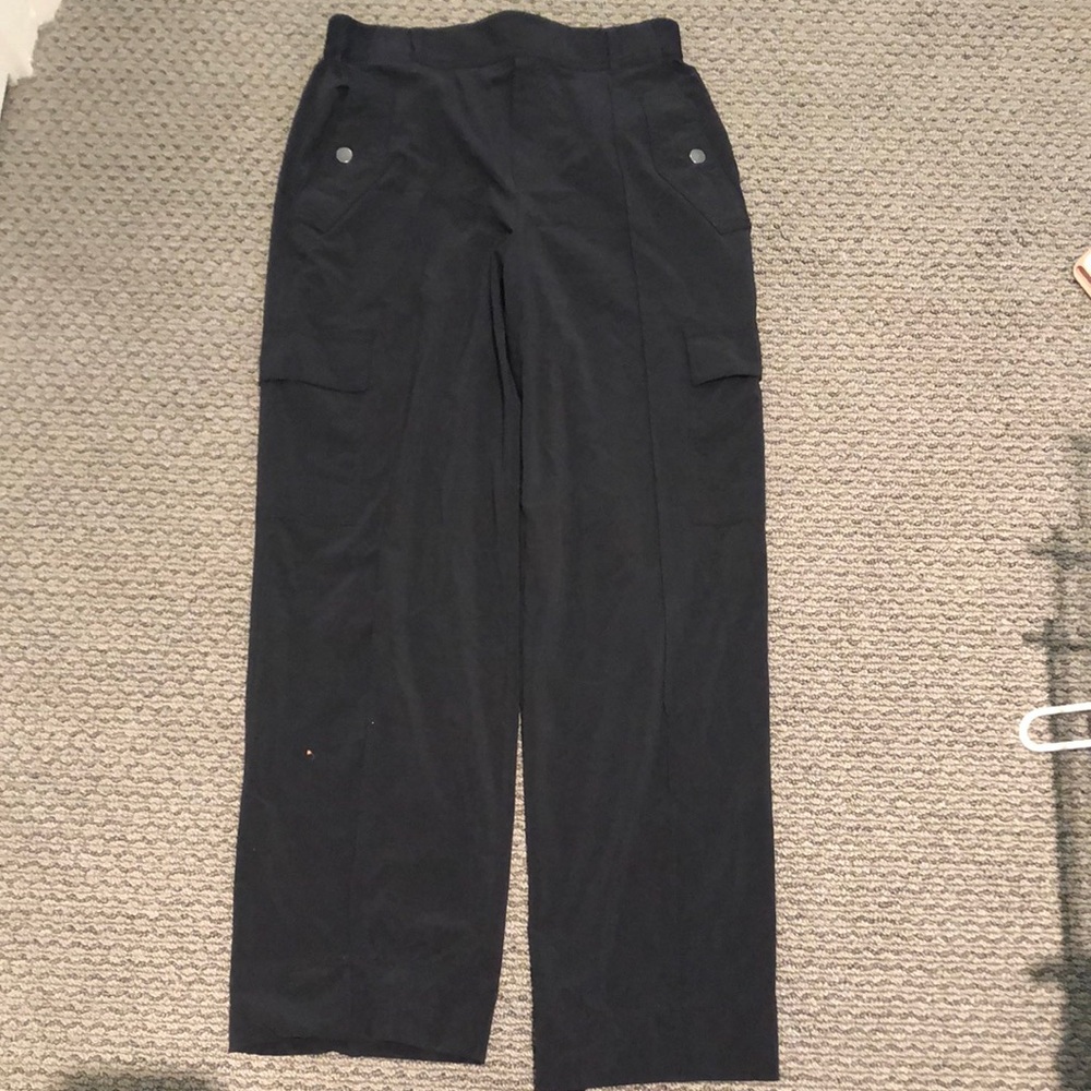 Athleta black cargo pants